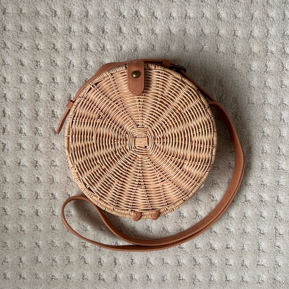 Universal Thread Rattan Circle Crossbody Purse